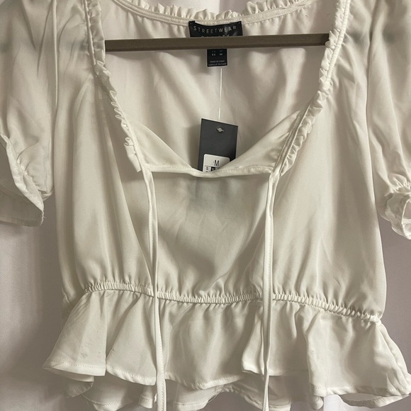 White Crop Top NWT Medium - Picture 4 of 4